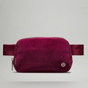 Lululemon Everywhere Belt Bag 1L *Corduroy Deep Luxe/Silver NWT